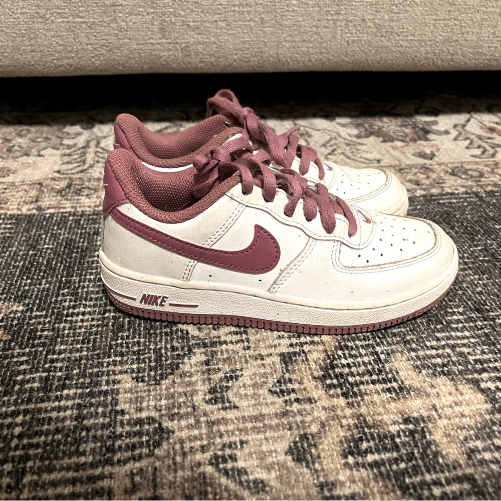Kids Nike Air Force 1’s Size 12